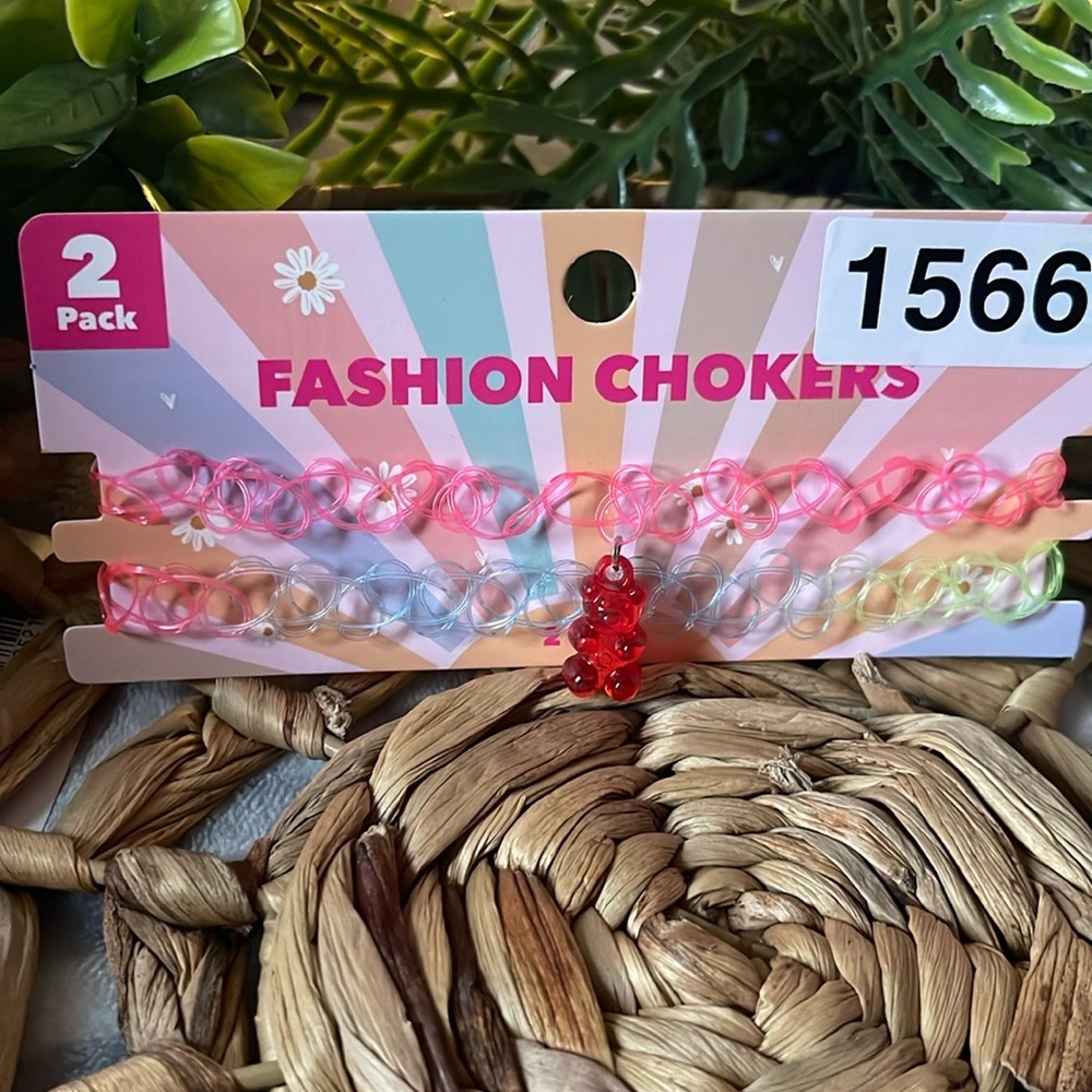 🪩 NEW Choker necklaces 2 pack - one size fits all